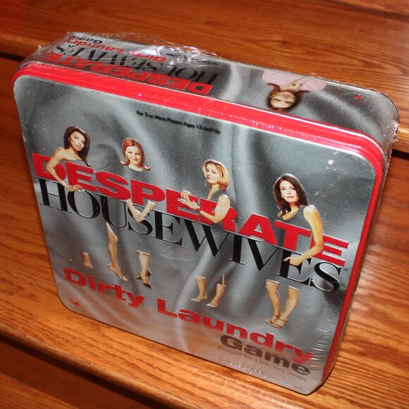 3/$55❤️sealed Desperate Housewives Dirty Laundry board game Collector's Tin Box - Picture 10 of 11
